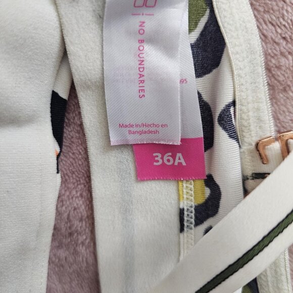 Bra - Picture 3 of 3